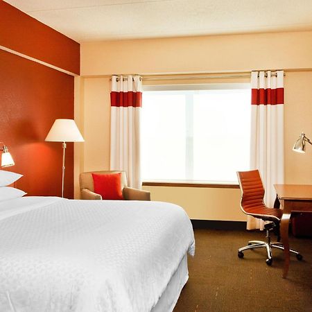 Four Points By Sheraton Louisville Airport Ngoại thất bức ảnh