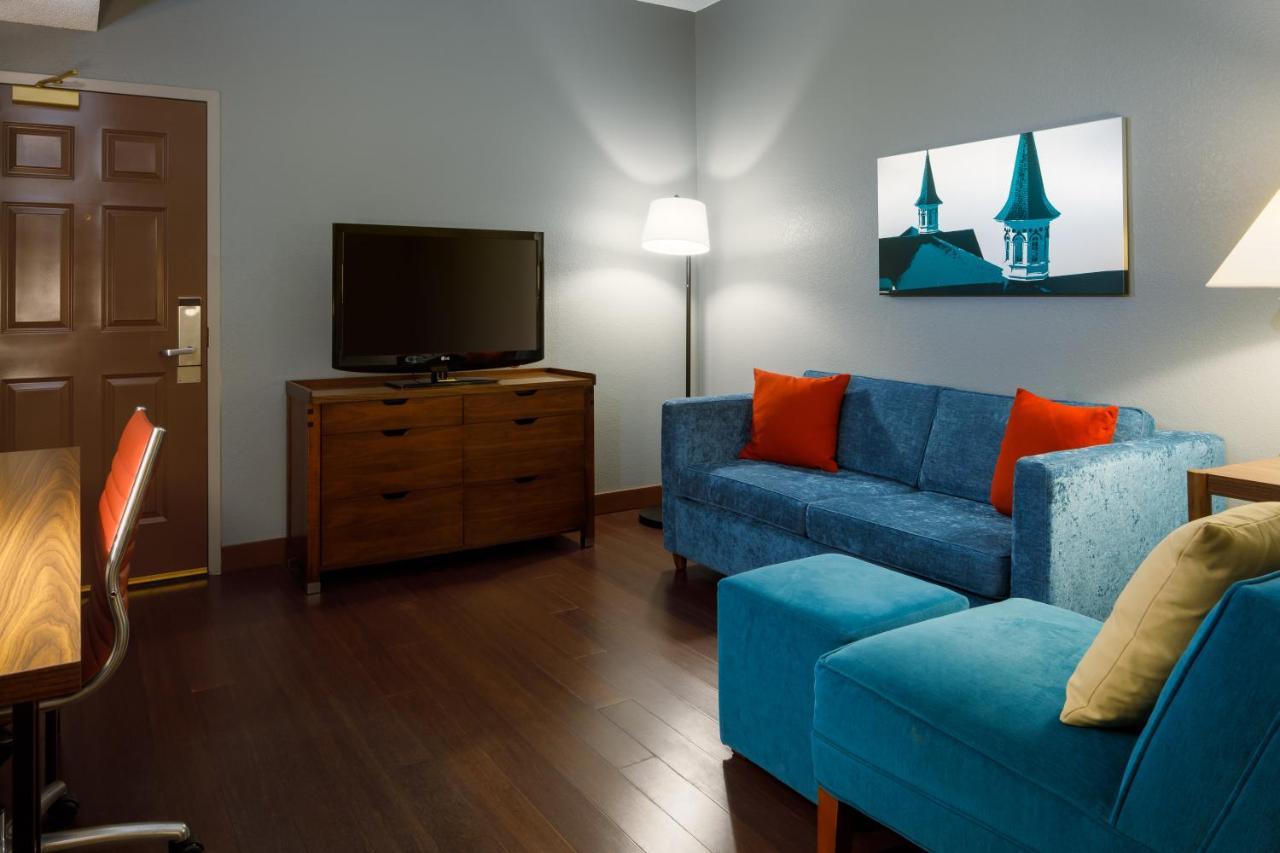 Four Points By Sheraton Louisville Airport Ngoại thất bức ảnh