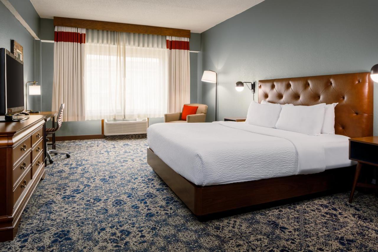 Four Points By Sheraton Louisville Airport Ngoại thất bức ảnh