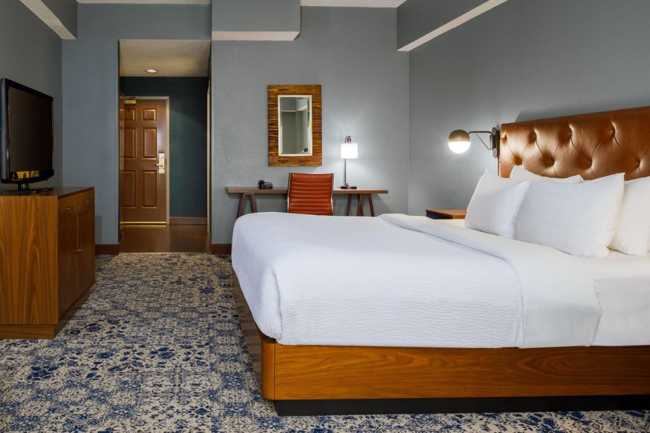 Four Points By Sheraton Louisville Airport Ngoại thất bức ảnh
