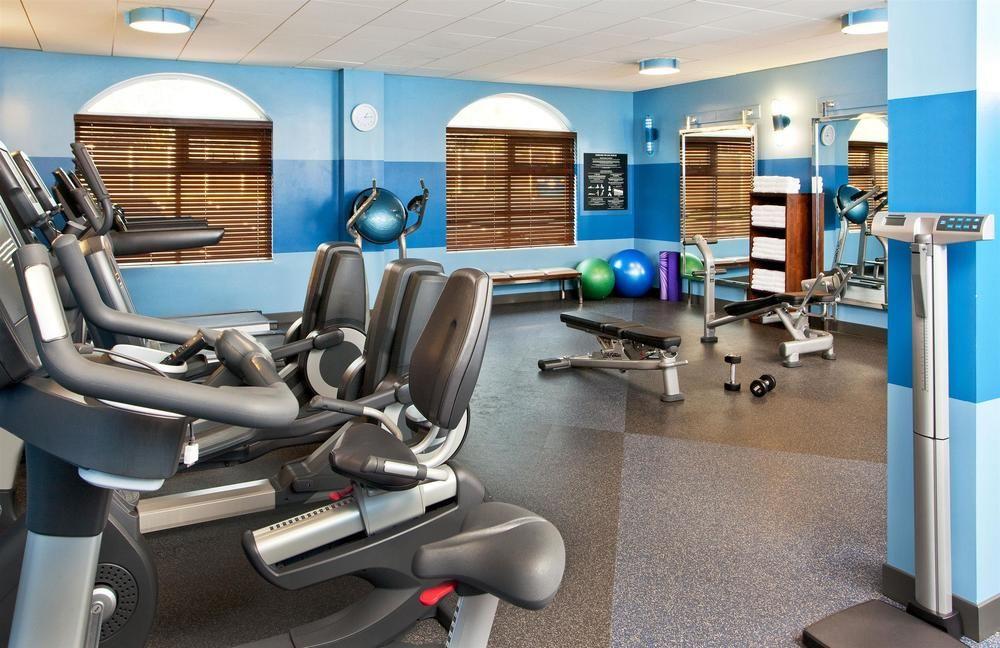 Four Points By Sheraton Louisville Airport Ngoại thất bức ảnh