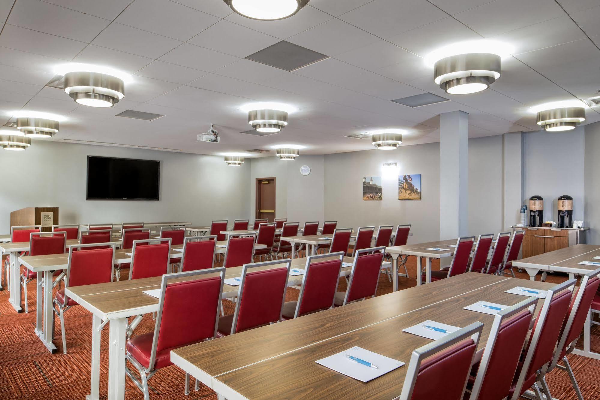 Four Points By Sheraton Louisville Airport Ngoại thất bức ảnh